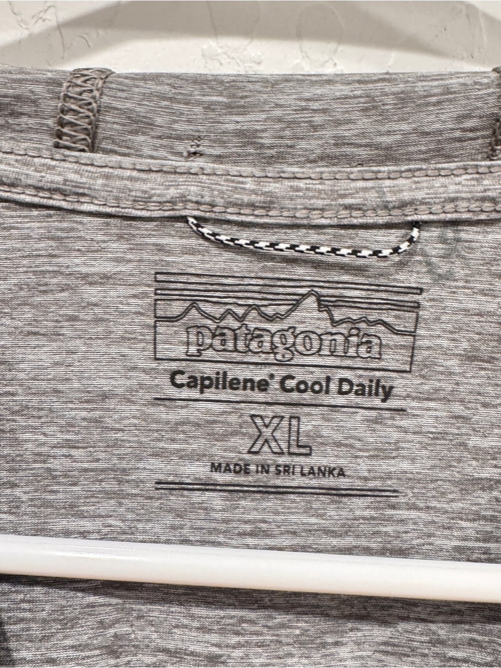 Patagonia Capilene Cool Daily Gray Long-Sleeve Hooded Performance Shirt Mens XL - Picture 3 of 7